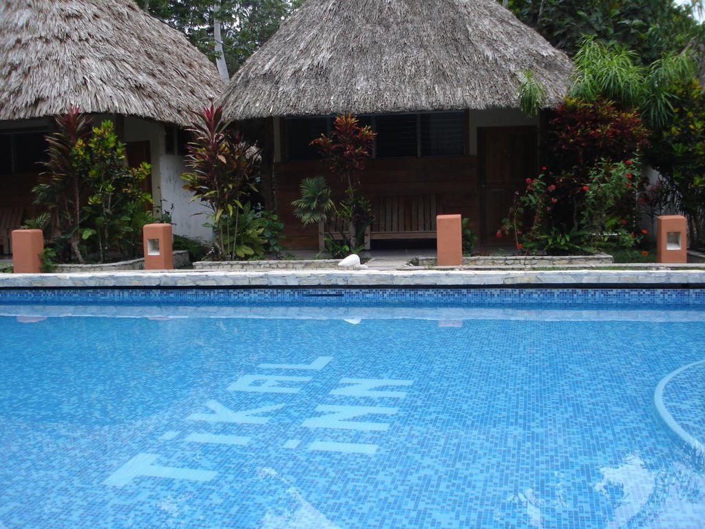 Hotel Jaguar Inn Tikal Rum bild