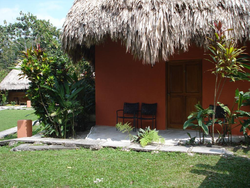 Hotel Jaguar Inn Tikal Rum bild