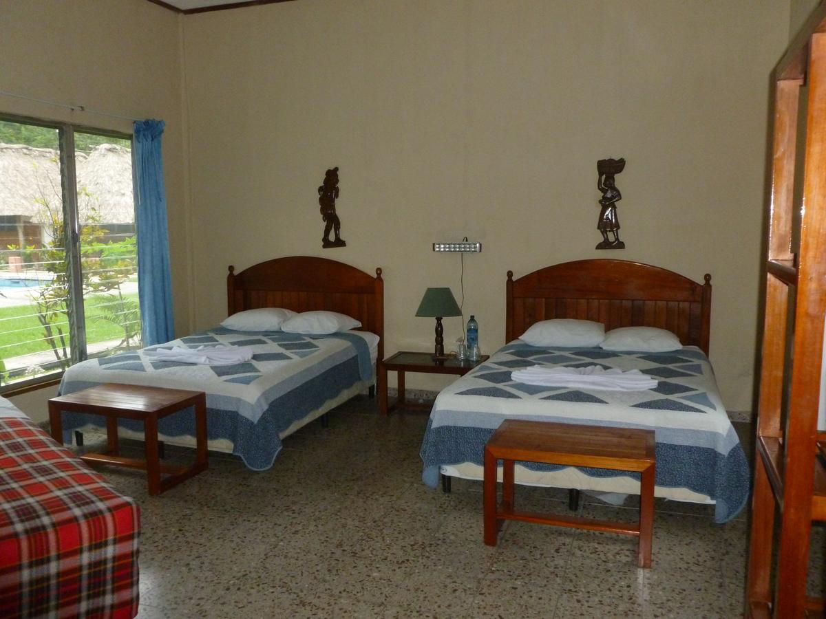 Hotel Jaguar Inn Tikal Rum bild